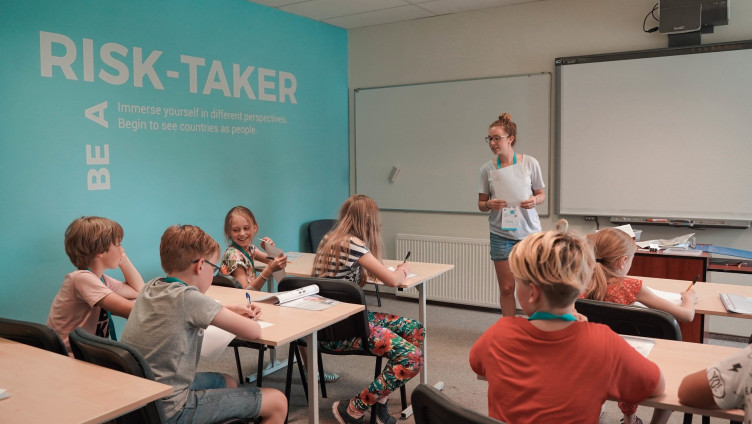 How to Choose the Right Summer STEM Program in Dubai for Your Child