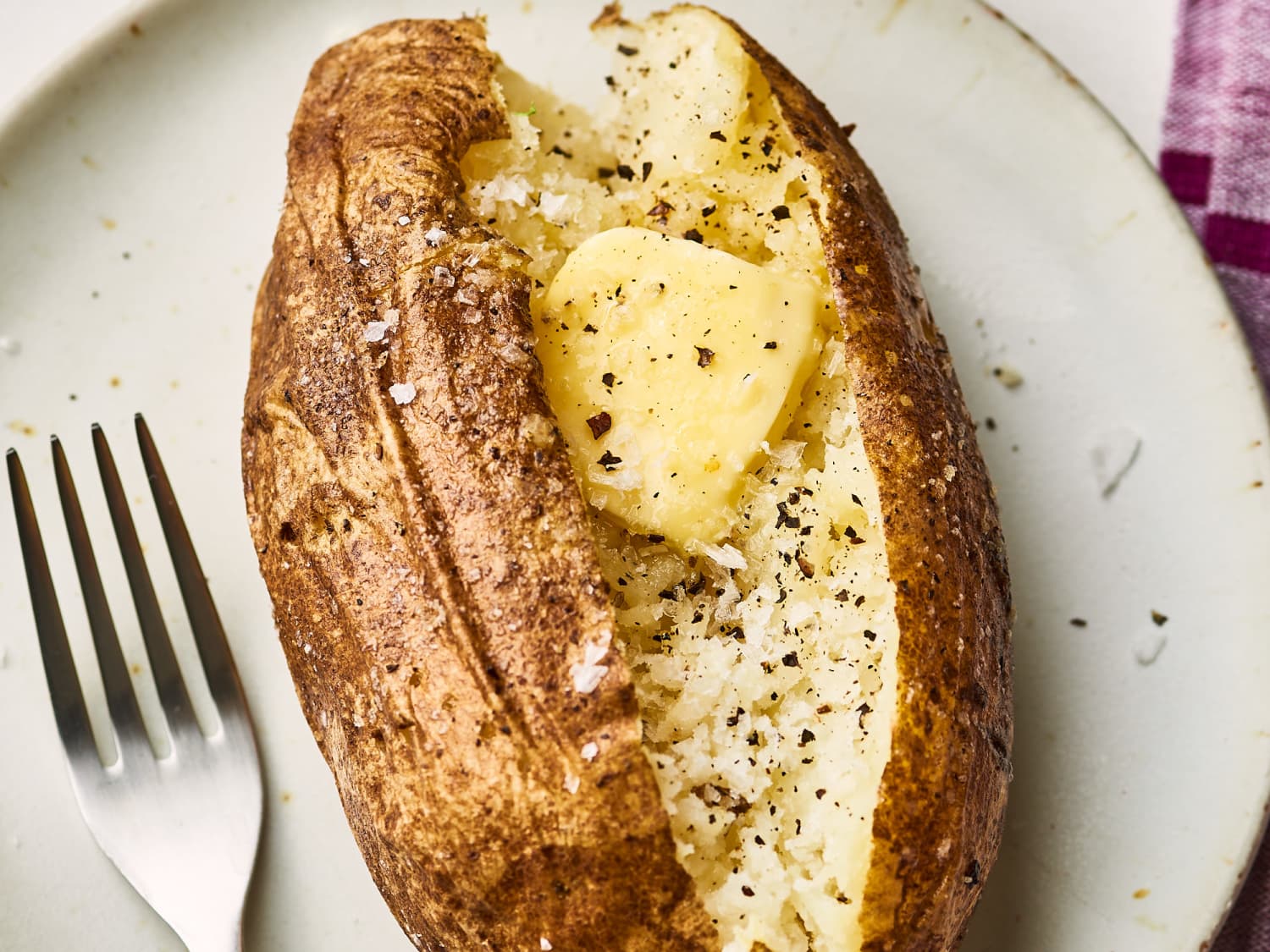 How Microwave Baked Potatoes Simplify Busy Weeknight Meals